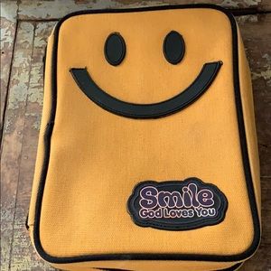 Vintage Bible zip carrier